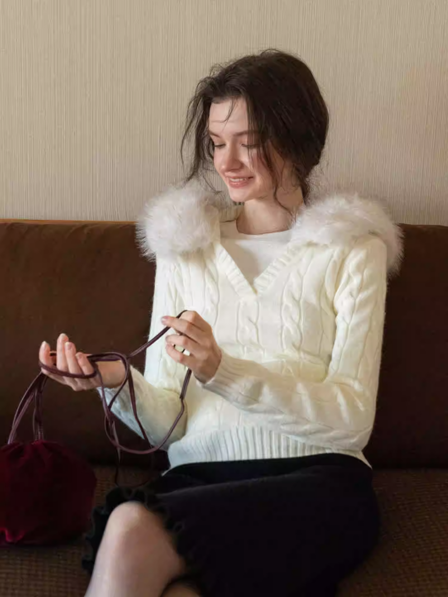 Áo Len Vặn Thừng Mũ Lông