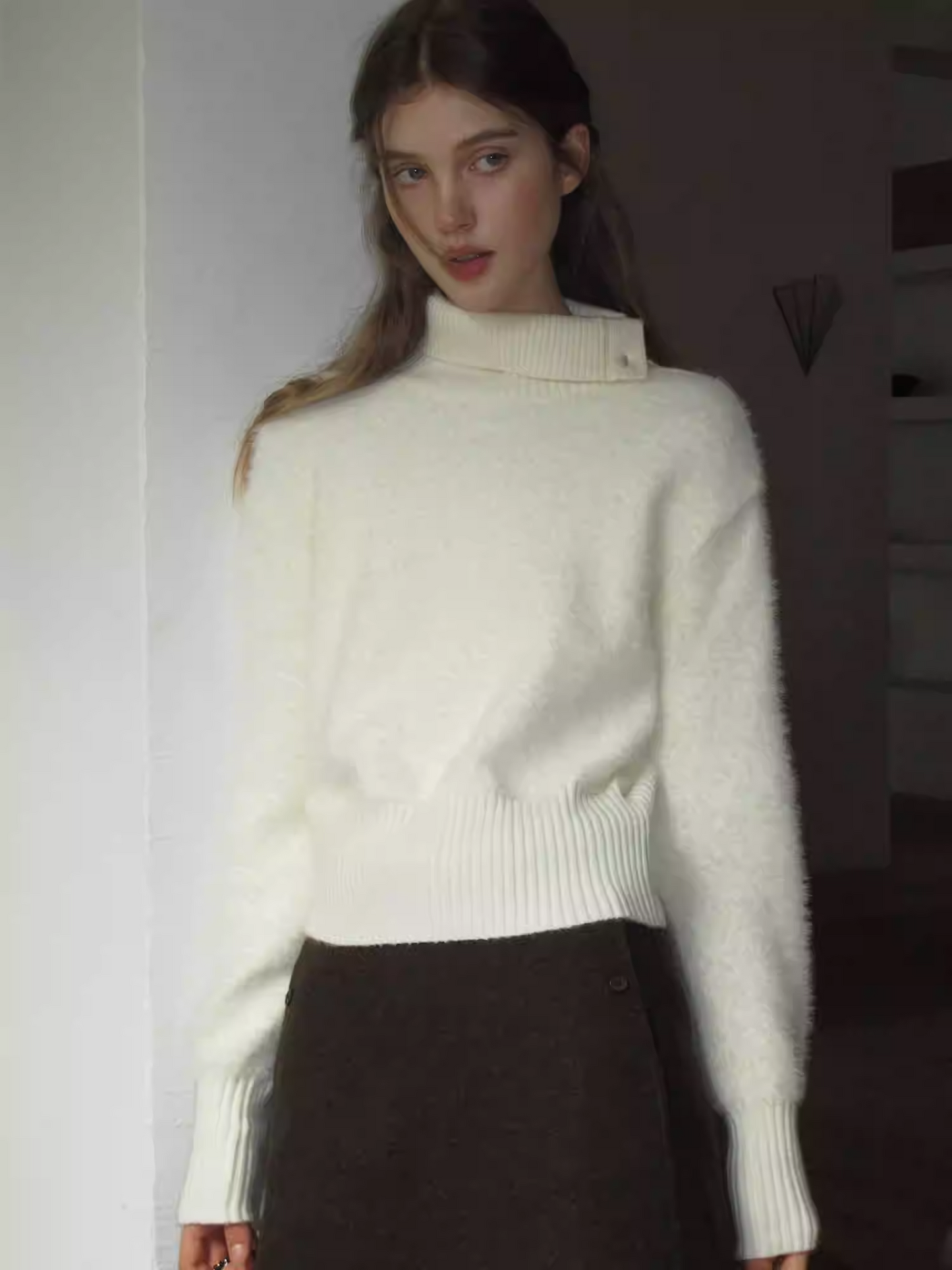 Áo Len Lông Xù Cổ Lệch