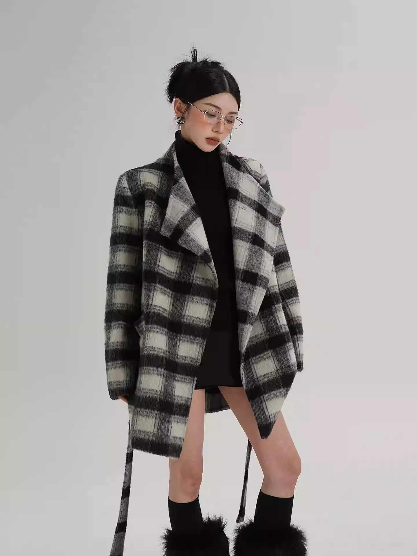 Áo Khoác Dạ Kẻ Dáng Ngắn